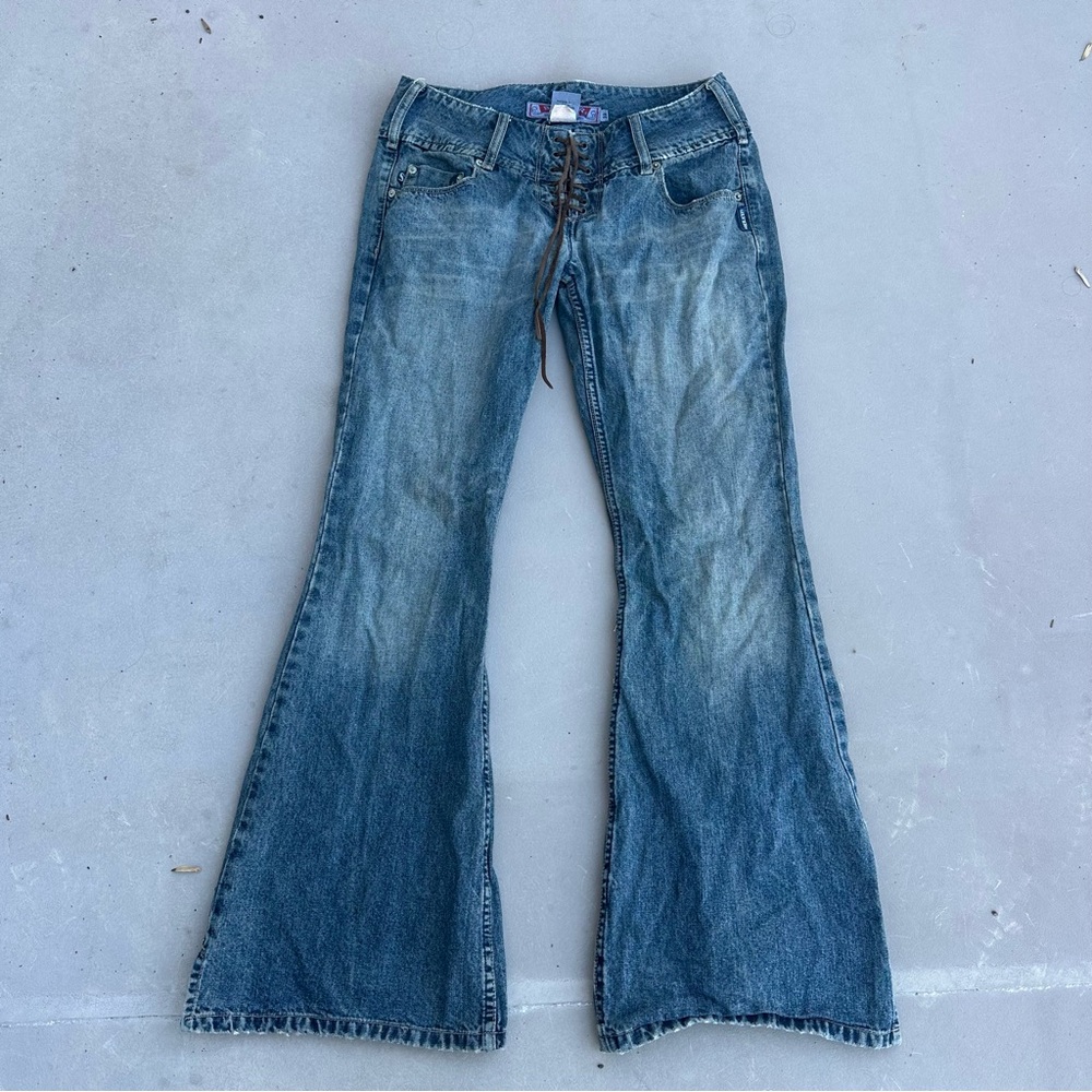 Vintage Y2K Silver Jeans Classic Blue Flare Jeans